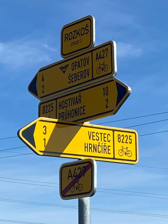 Penzion Rozkos Průhonice Eksteriør bilde